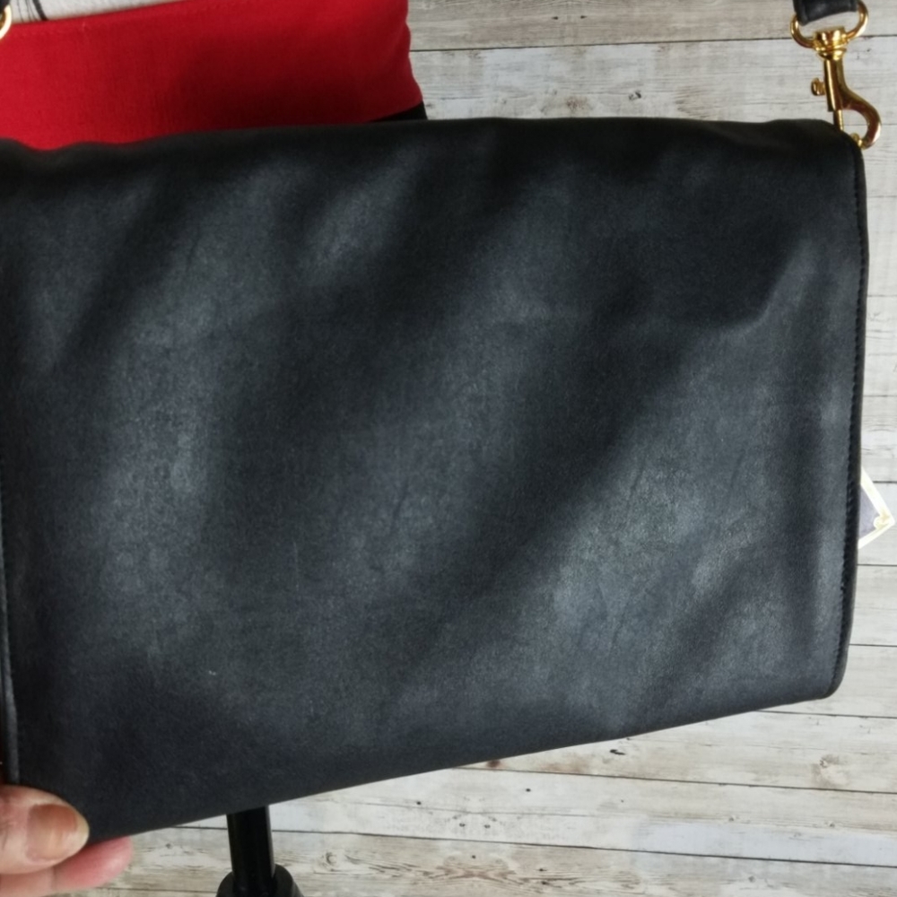 NWT, Tan-Hyde Collection, by Tandem Bags, black. Great For 9- 10" Tablet. - Picture 3 of 6